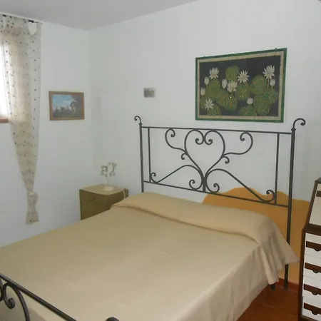 Rosa Apartment *